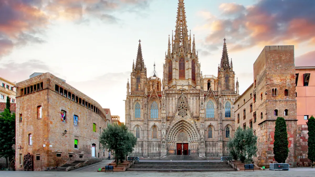 Barselona Katedrali (Catedral de Barcelona) - Barselona Gezilecek Yerler