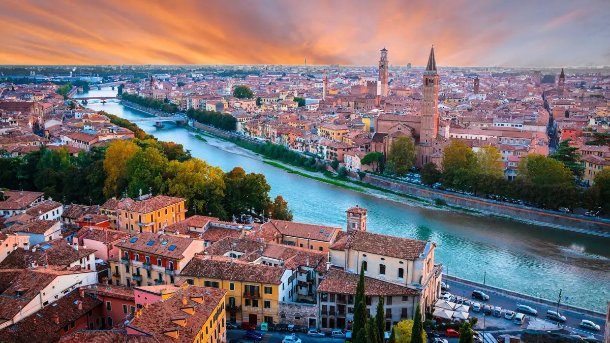 Verona, İtalya - 14 Şubat Sevgililer Günü Gidilebilecek Yerler