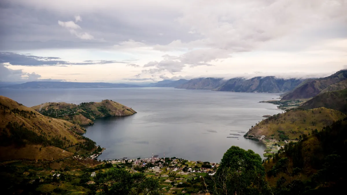 Dünyanın En Ucuz Ülkeleri Listesi, Endonezya, Toba Gölü